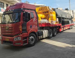 雙HZS120型混凝土攪拌站發往四川